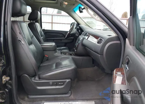 2011 GMC Yukon Denali z USA, uszkodzony, nr VIN 1GKS2EEF8BR210930